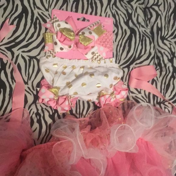 Baby girl 1st birthday outfit - Picture 2 of 2